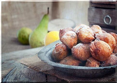 baked donuts as a sugar-free dessert