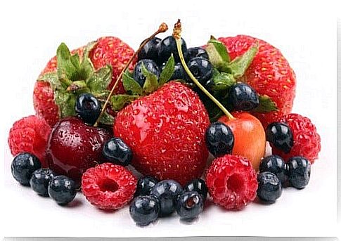 Red fruits for arthritis