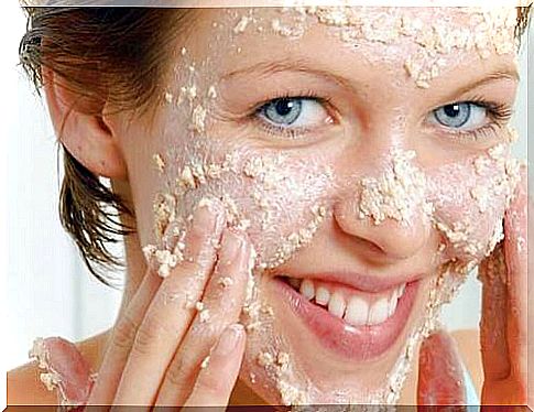 masks based on porridge and almonds