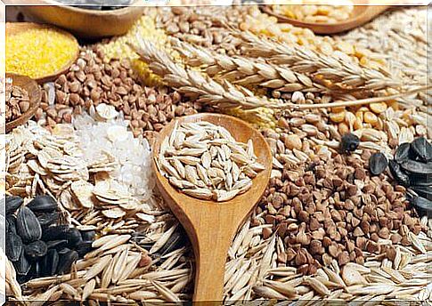 Wholemeal seeds - whole grains of cereals