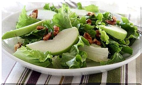 Celery and apple salad - recipes