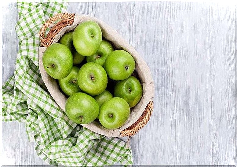 A basket of green apples