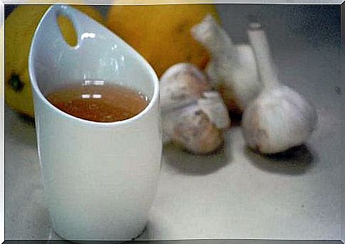 Garlic tea, its benefits and preparation method