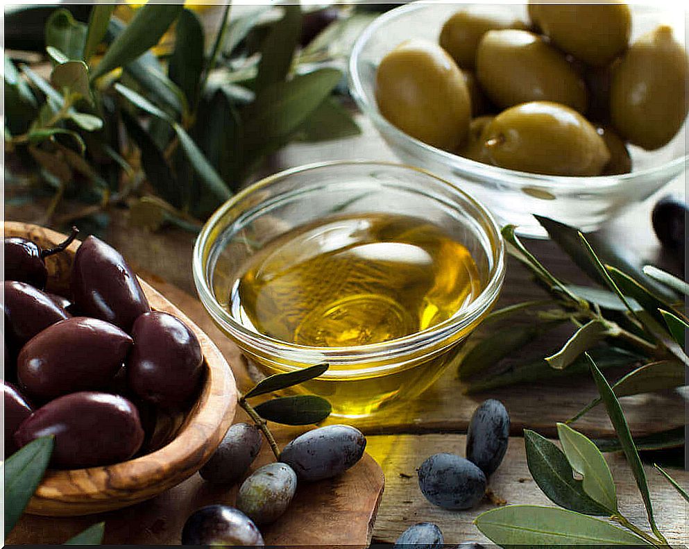 healthy fats - olive oil