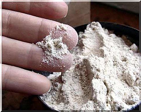 Diatomaceous earth