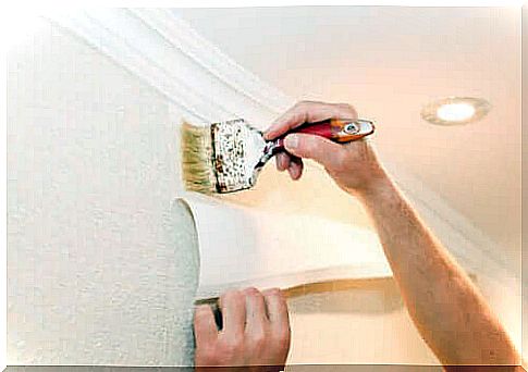 How to put wallpaper on the wall?  Practical tips