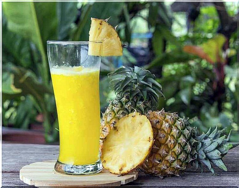 pineapple smoothie - pineapple treatments