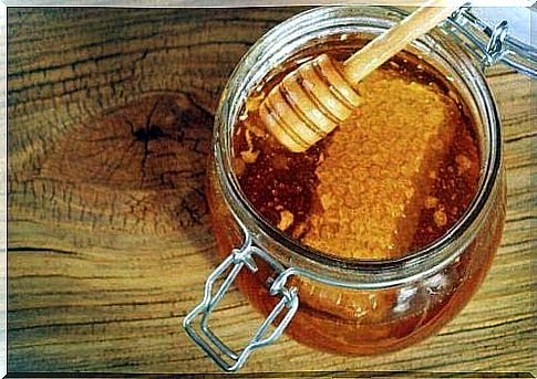 tonic for improving digestion - honey