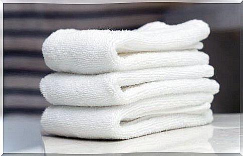 Towels like new?  Here are 5 easy and cheap ways