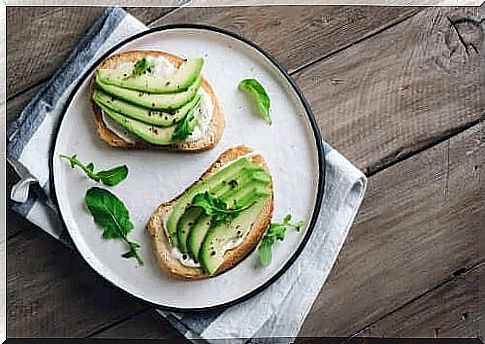 Vegan avocado cheese with the addition of oregano